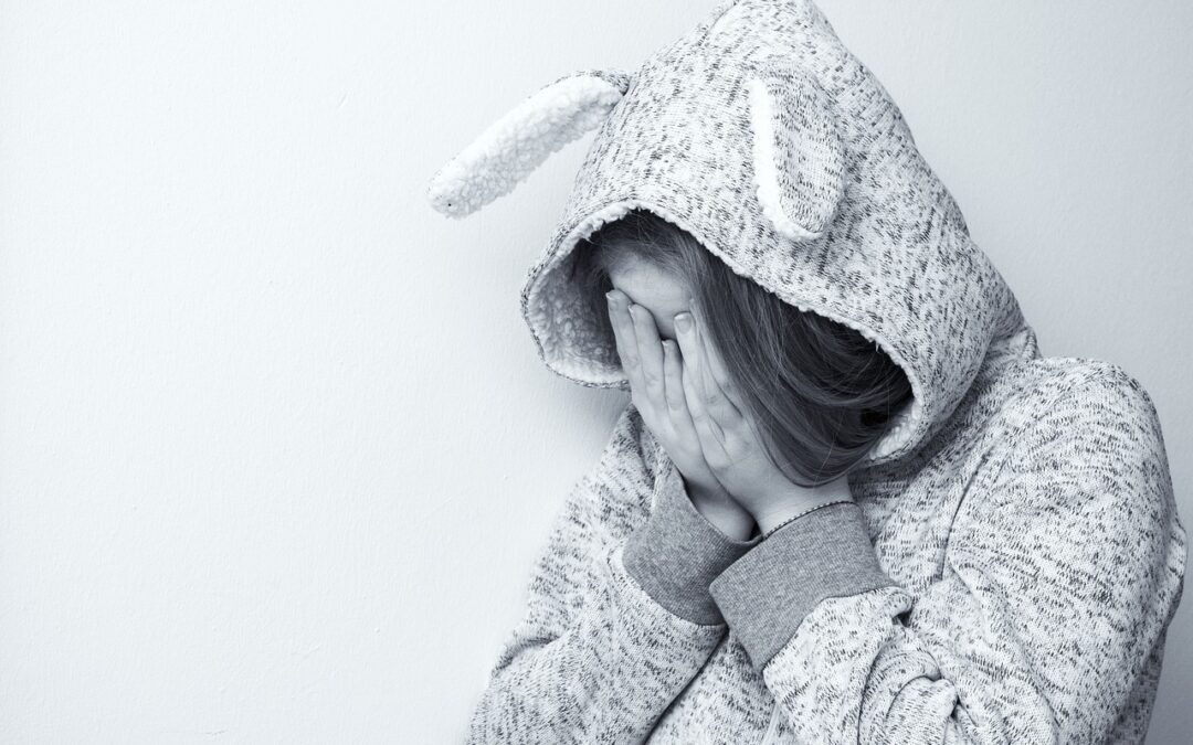 How to not sound desperate on social media (but money is tight)